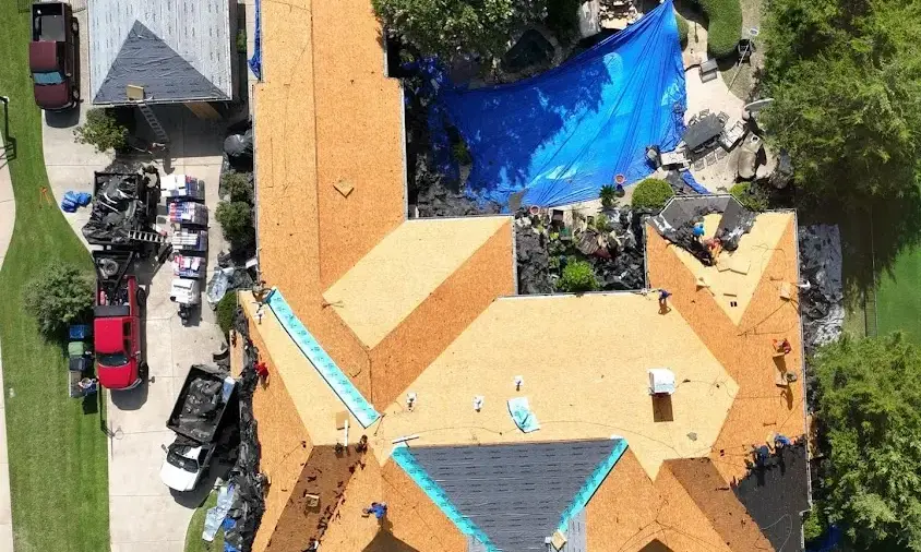 Professional Roof Repair being performed in Miami